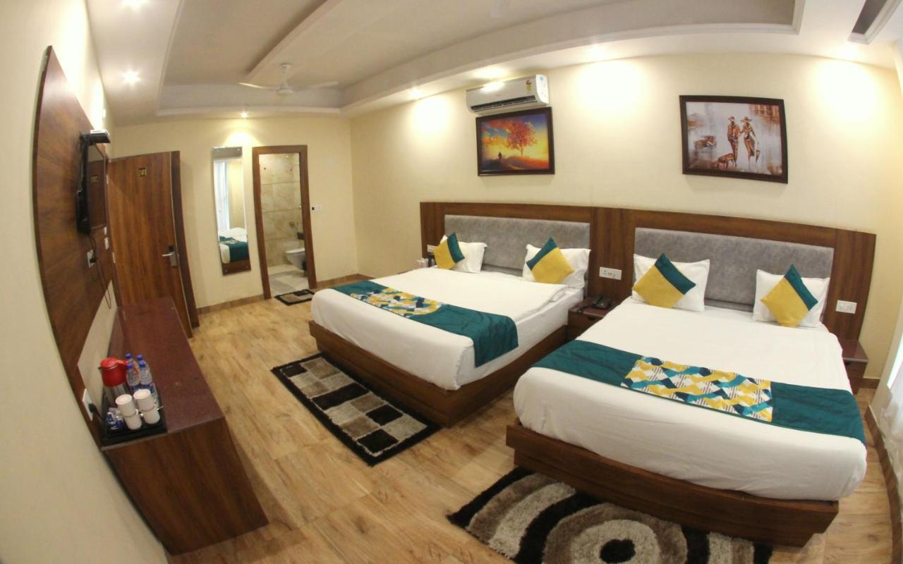 The Royal Bhumesh Hotel Katra  Buitenkant foto