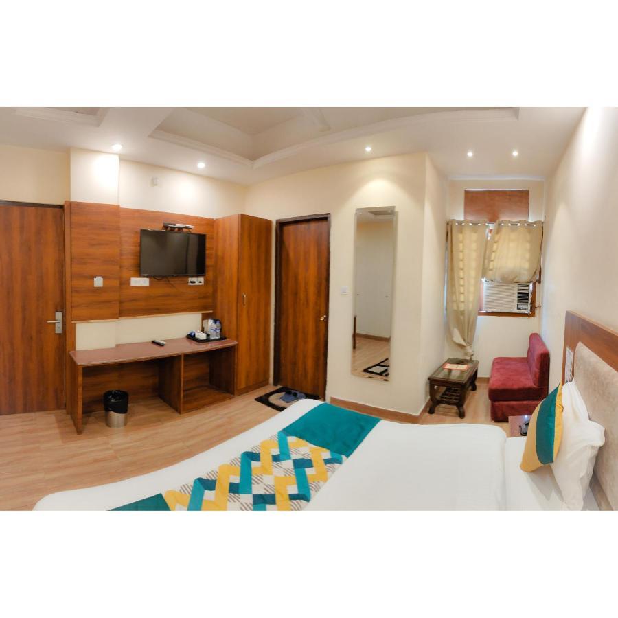The Royal Bhumesh Hotel Katra  Buitenkant foto