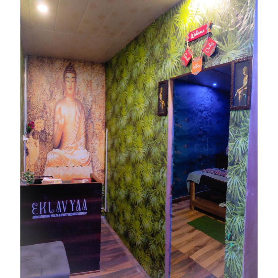 The Royal Bhumesh Hotel Katra  Buitenkant foto