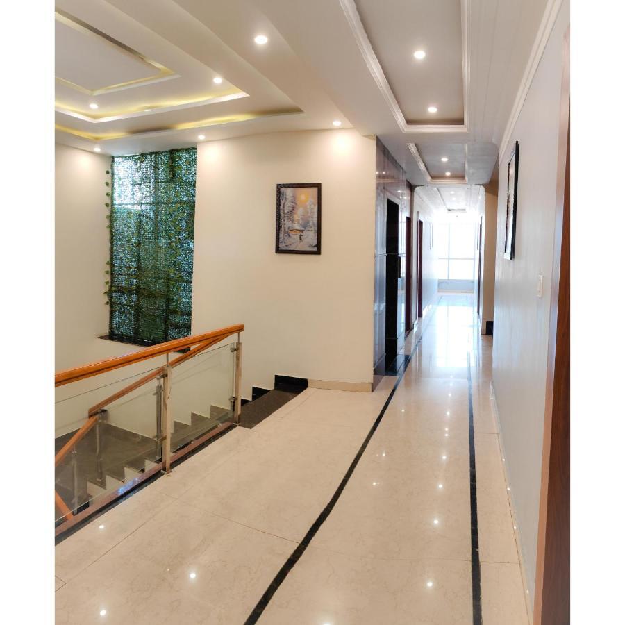 The Royal Bhumesh Hotel Katra  Buitenkant foto